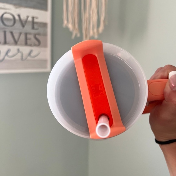 Stanley Quencher H2.0 40oz. Nectarine Tumbler + BOOT - Picture 8 of 9